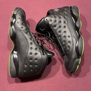 Jordan 13  sz 13 All black / green sole / Altitude model